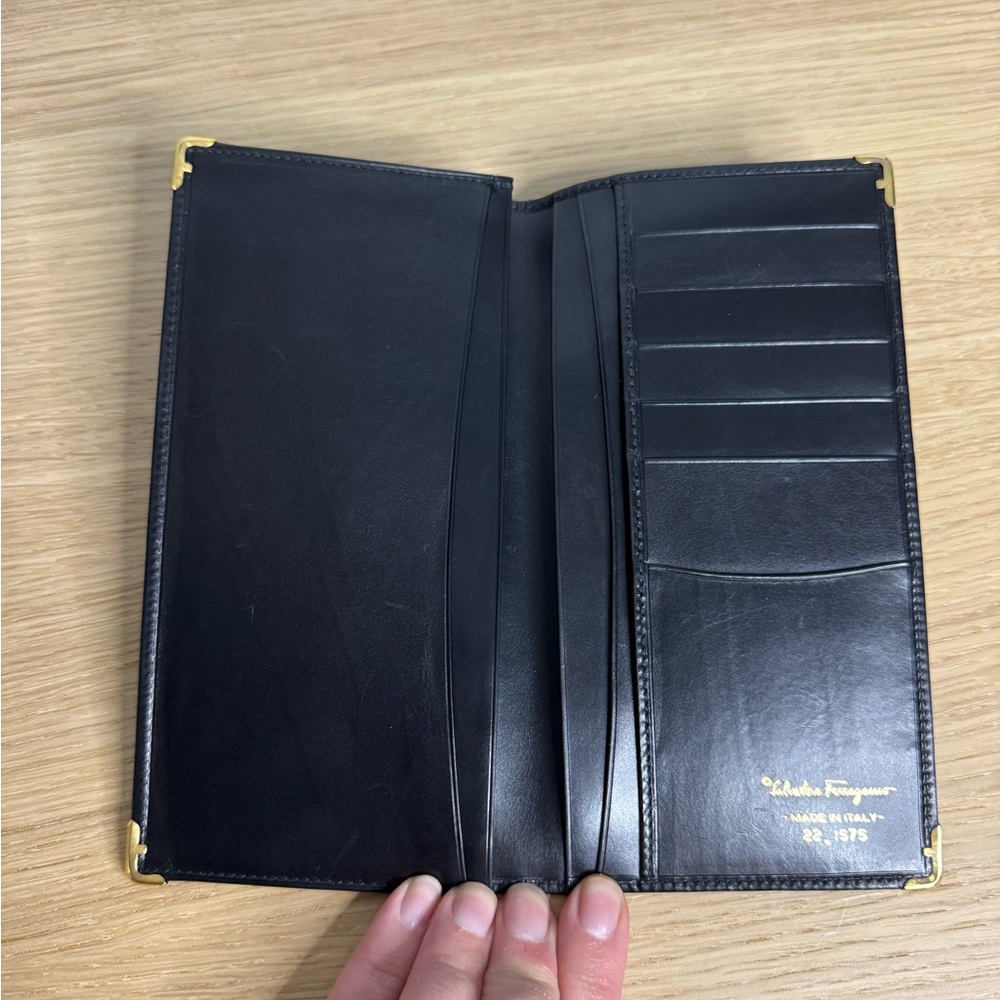 Salvatore Ferragamo Black Leather wallet